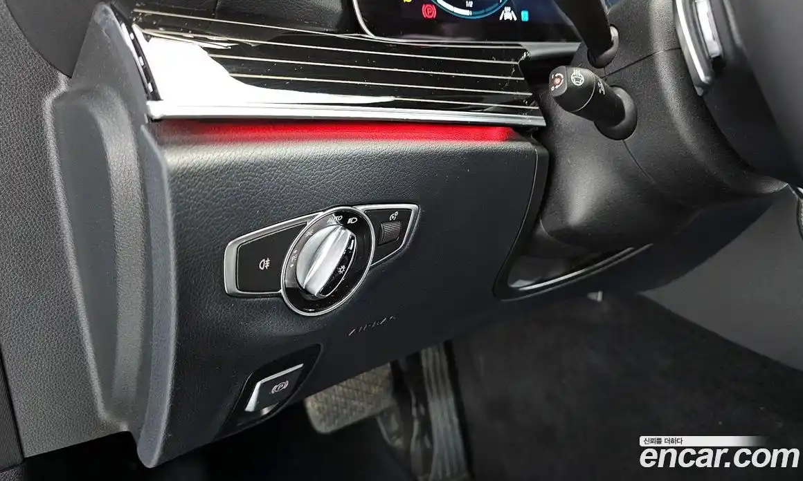 Mercedes-Benz E-Class 2023 3.0 Автомат в Москве № 195665, фото 14