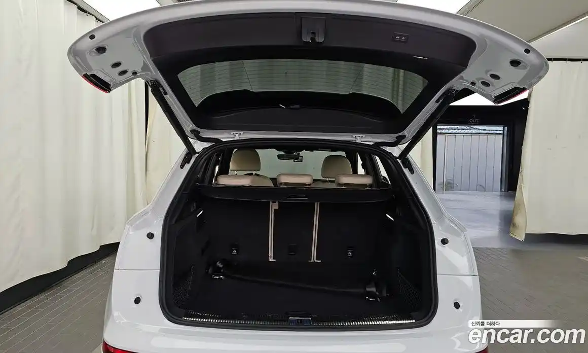 Audi Q5 2024 2.0 Автомат в Москве № 195952, фото 9