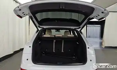 Audi Q5 2024 2.0 Автомат в Москве № 195952, миниатюра 9