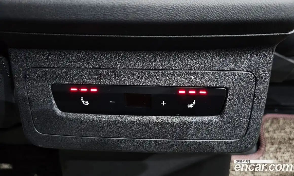 Audi Q6 e-tron 2025 0.2 Автомат в Москве № 195996, фото 18