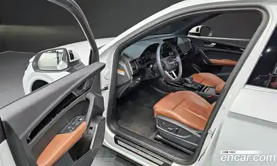 Audi Q5 2021 2.0 Автомат в Москве № 196302, миниатюра 11