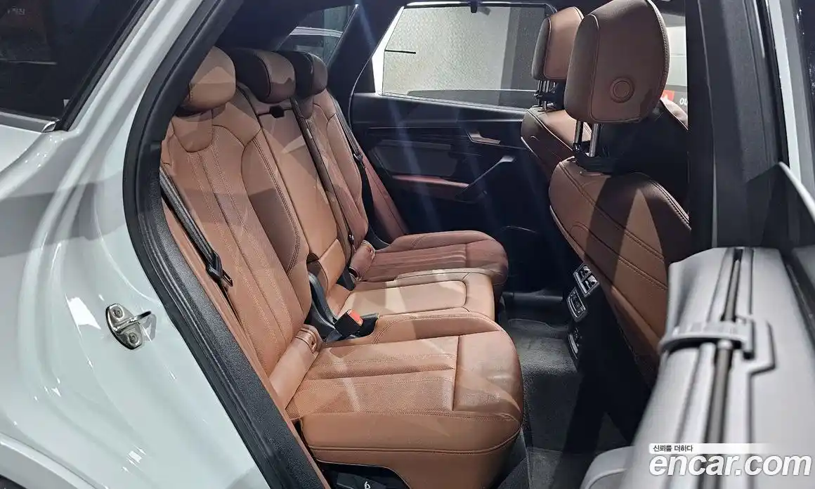 Audi Q5 2021 2.0 Автомат в Москве № 196302, фото 12