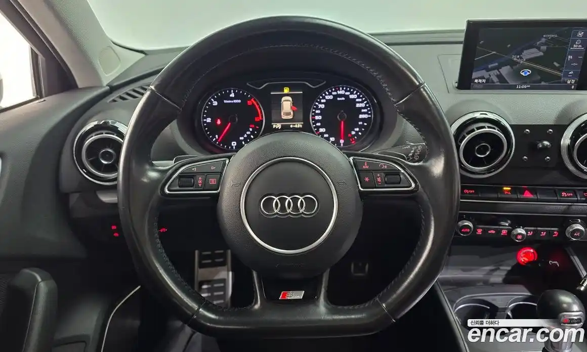 Audi A3 2015 2.0 Автомат в Москве № 196504, фото 13