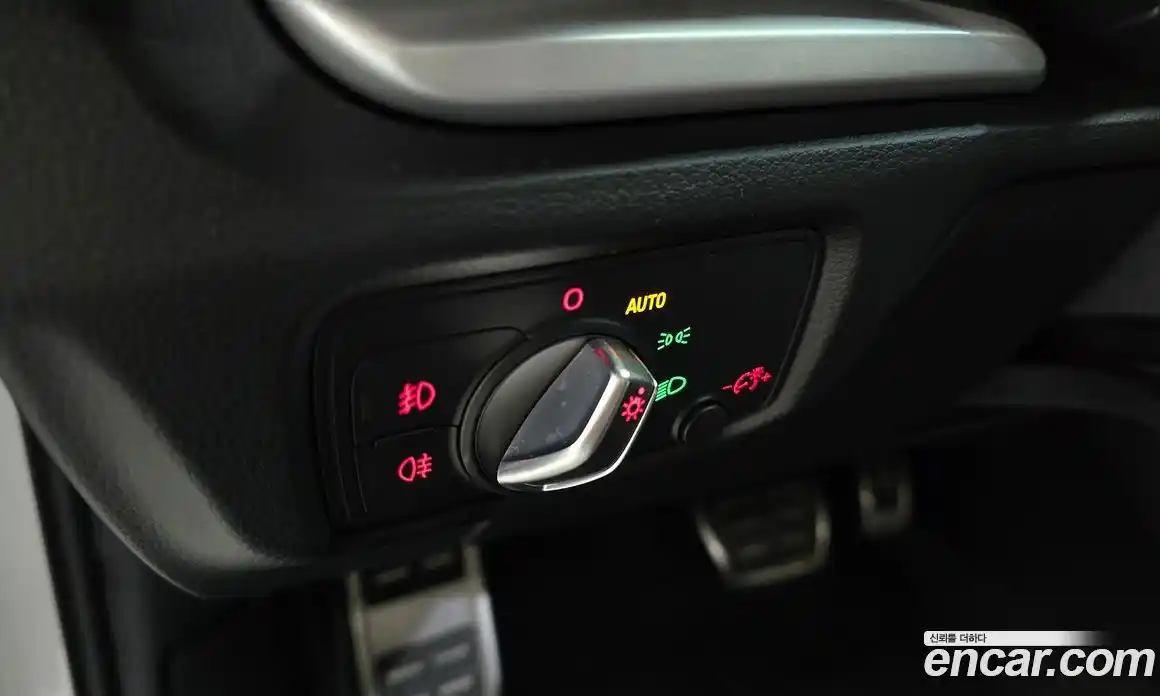 Audi A3 2015 2.0 Автомат в Москве № 196504, фото 18