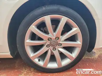 Audi A4 2014 2.0 Автомат в Москве № 196726, миниатюра 5