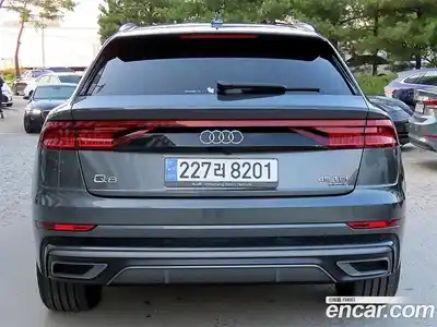 Audi Q8 2021 3.0 Автомат в Москве № 196741, миниатюра 4