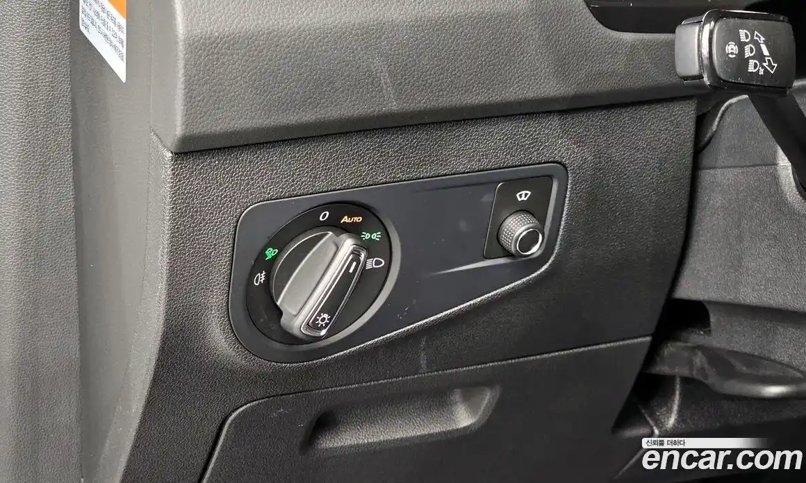 Volkswagen Tiguan 2023 2.0 Автомат в Москве № 198923, фото 3