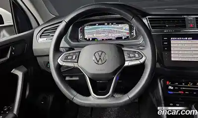 Volkswagen Tiguan 2023 2.0 Автомат в Москве № 198923, миниатюра 9