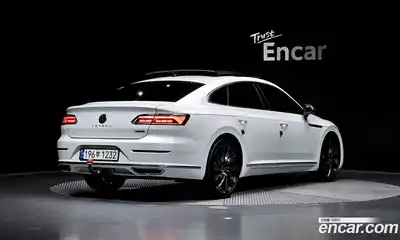 Volkswagen Arteon 2022 2.0 Автомат в Москве № 199205, миниатюра 2