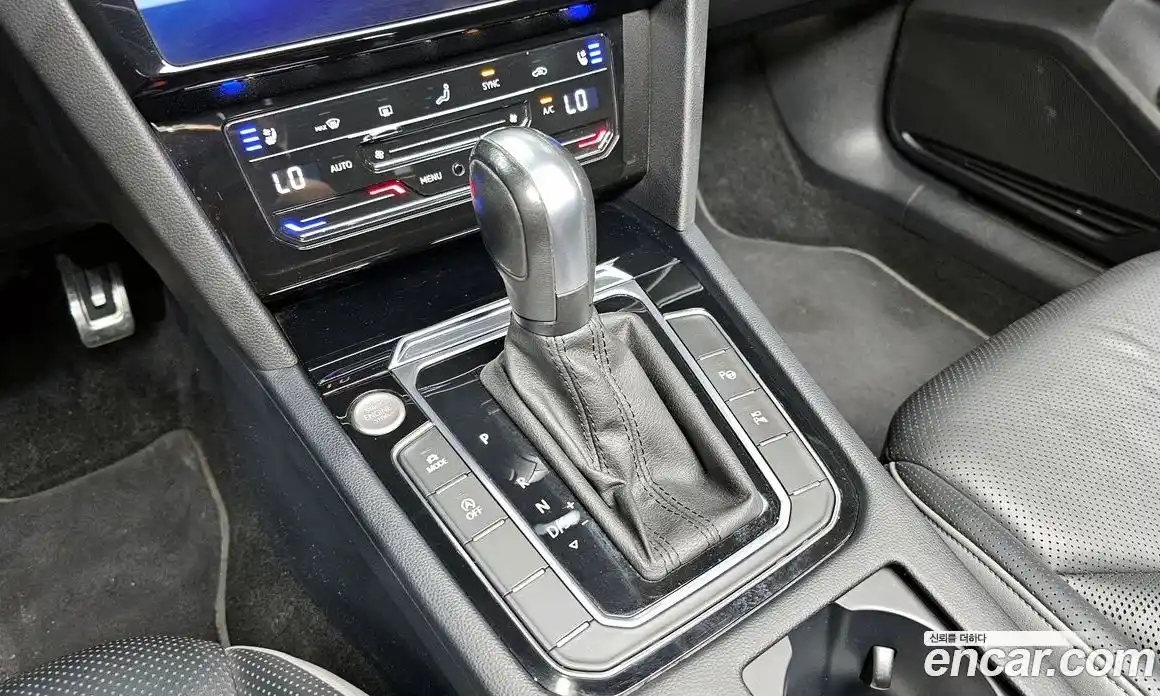 Volkswagen Arteon 2022 2.0 Автомат в Москве № 199205, фото 9