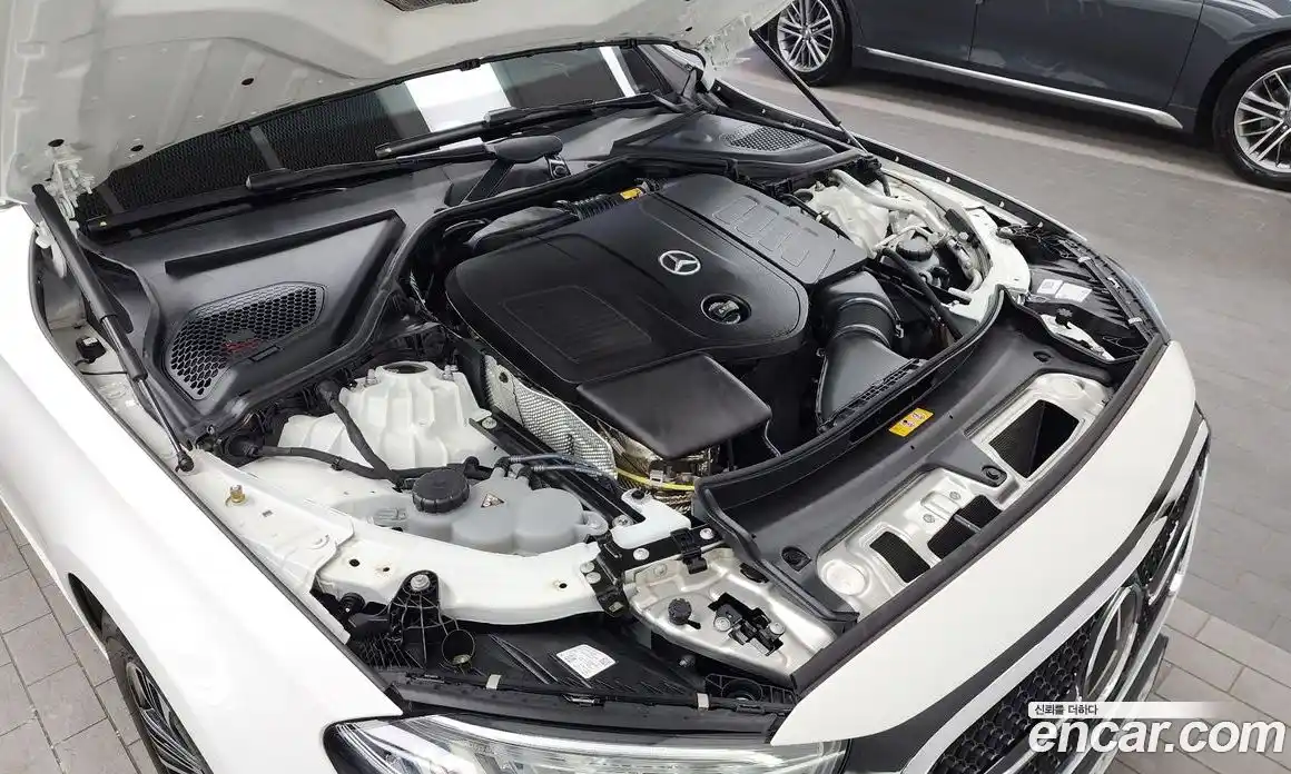 Mercedes-Benz E-Class 2025 2.0 Автомат в Москве № 201514, фото 16