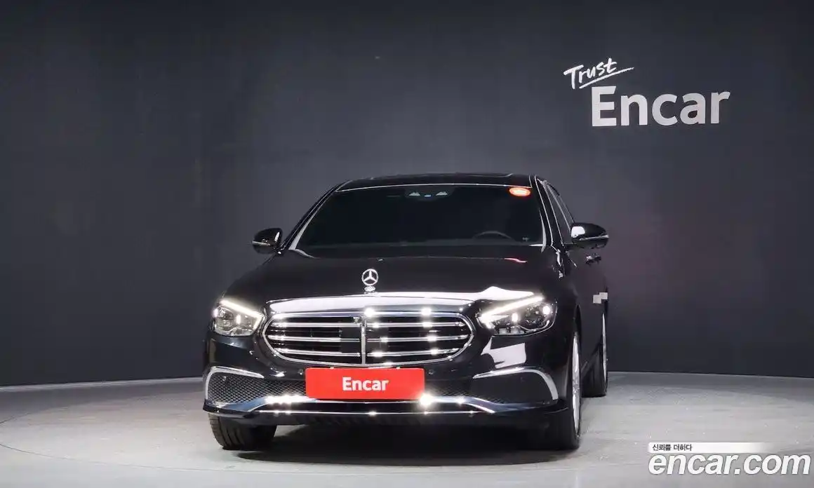 Mercedes-Benz E-Class 2023 1.9 Автомат в Москве № 202276, фото 11