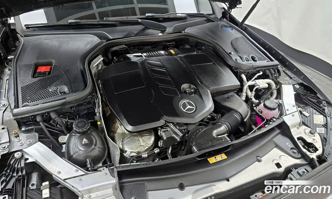 Mercedes-Benz E-Class 2023 1.9 Автомат в Москве № 202276, фото 15