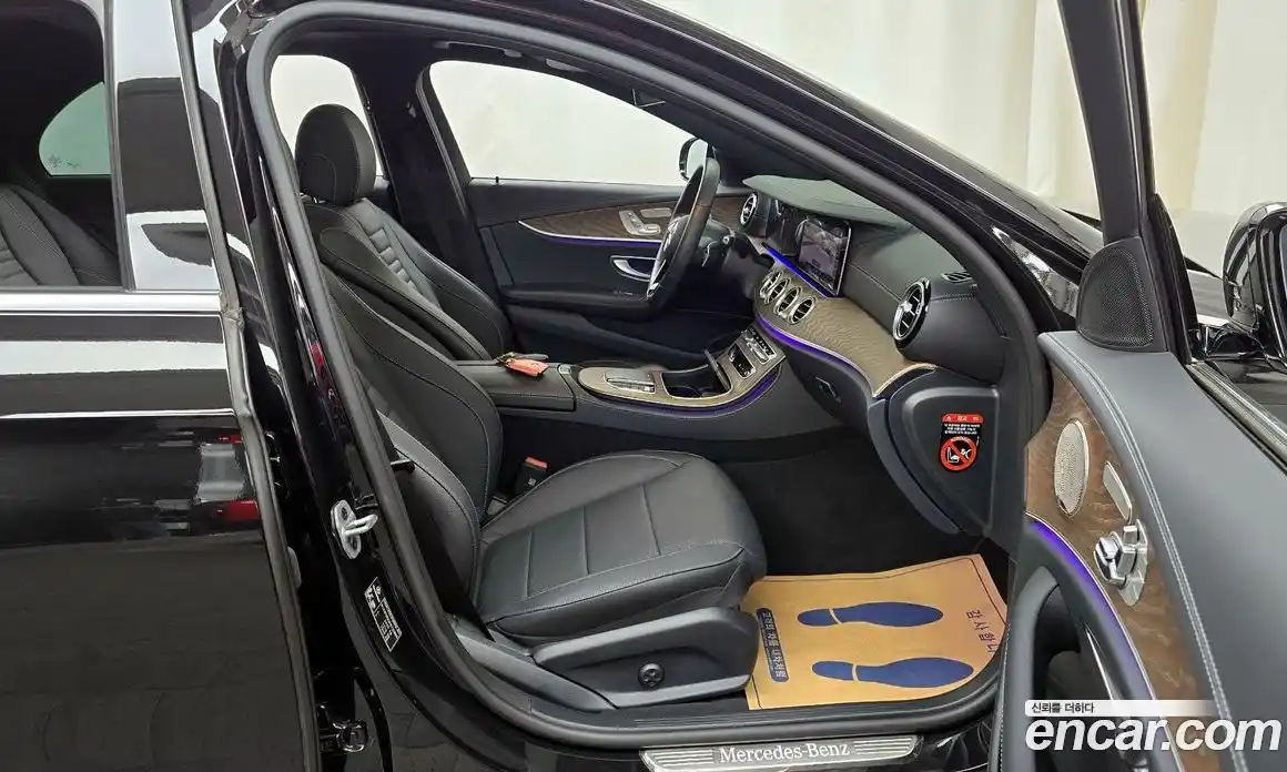 Mercedes-Benz E-Class 2023 1.9 Автомат в Москве № 202276, фото 5