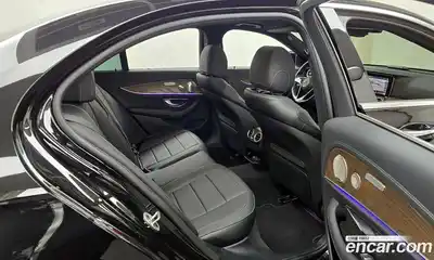 Mercedes-Benz E-Class 2023 1.9 Автомат в Москве № 202276, миниатюра 6