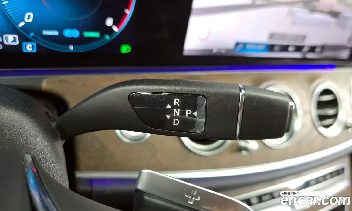 Mercedes-Benz E-Class 2023 1.9 Автомат в Москве № 202276, фото 10