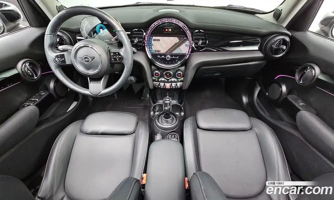 Mini Cooper 2022 1.5 Автомат в Москве № 204190, фото 7