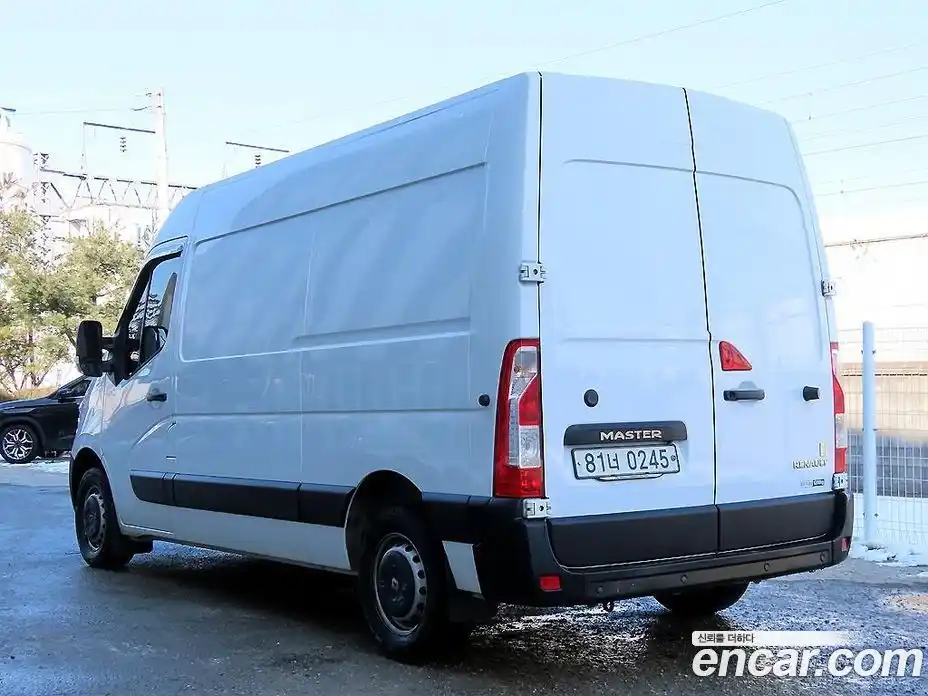 Renault Master 2019 2.3 Механическая в Москве № 204884, фото 3