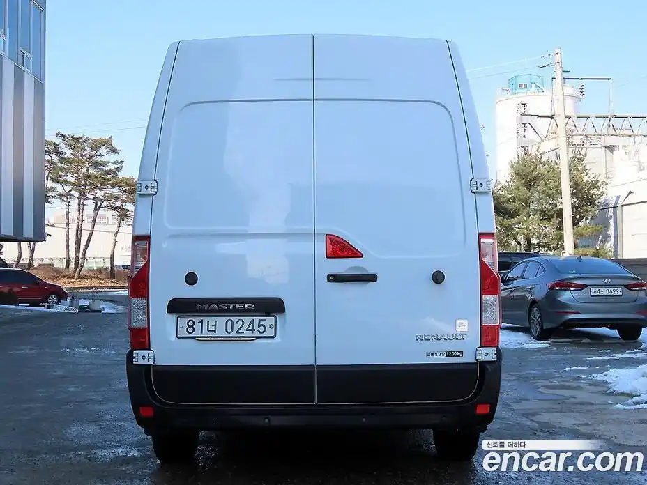 Renault Master 2019 2.3 Механическая в Москве № 204884, фото 4
