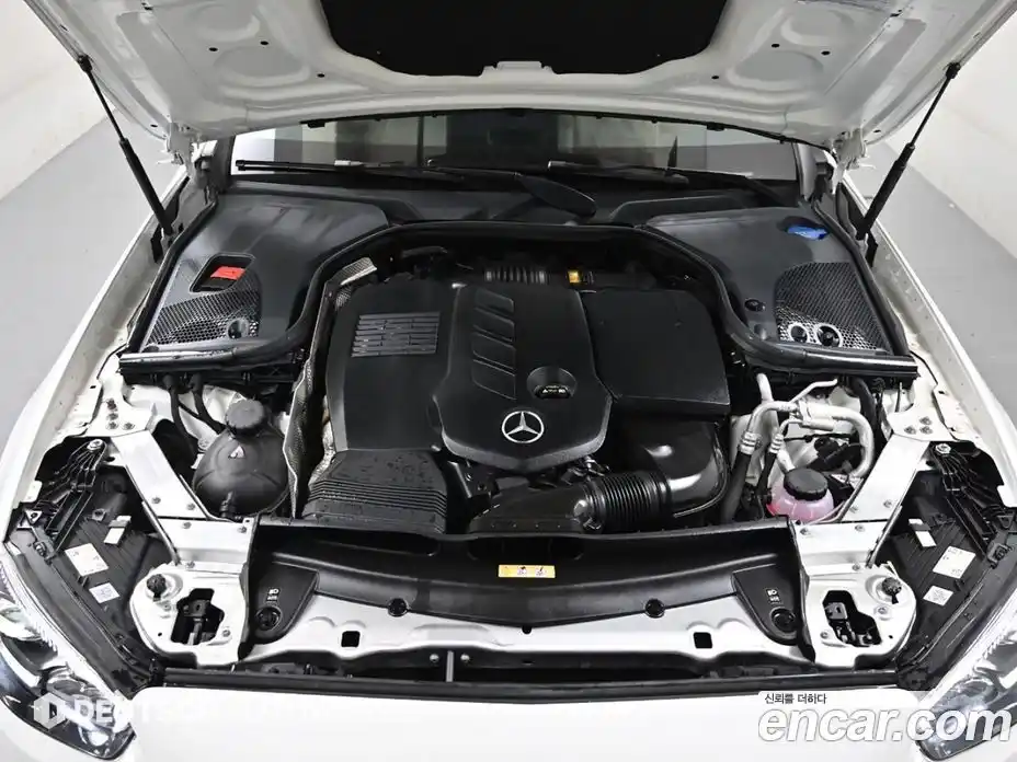 Mercedes-Benz E-Class 2022 2.0 Автомат в Москве № 205189, фото 6