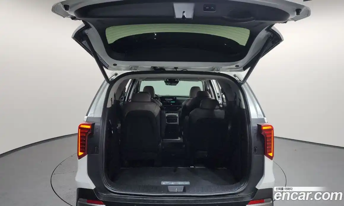 Kia Canival 2024 3.5 Автомат в Москве № 20979, фото 20