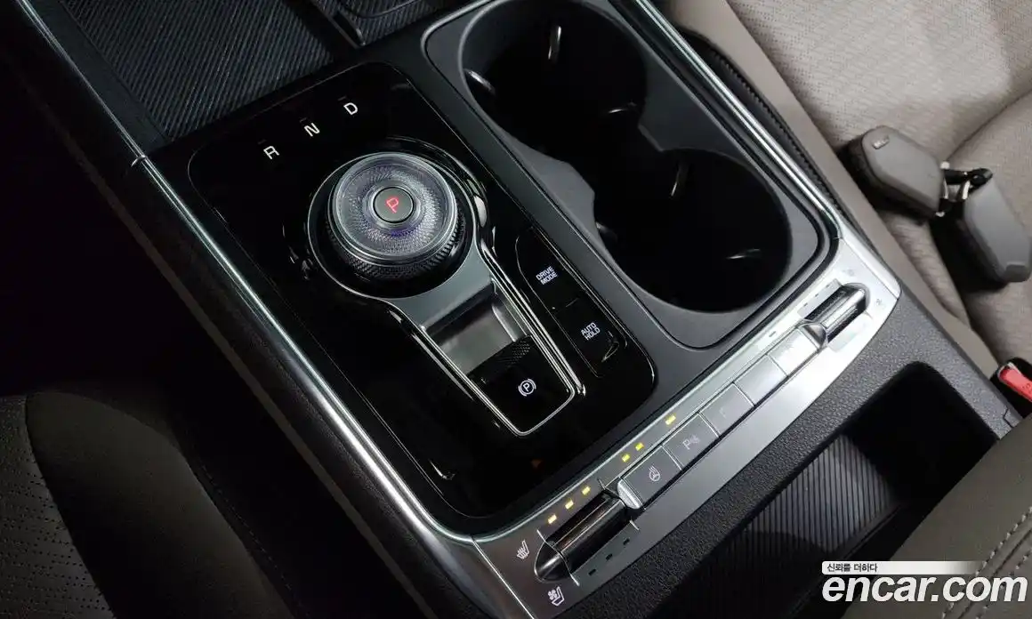 Kia Canival 2024 3.5 Автомат в Москве № 20979, фото 9