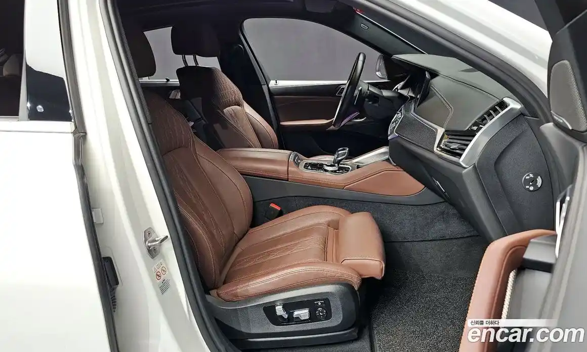 BMW X6 2023 3.0 Автомат в Москве № 211047, фото 18