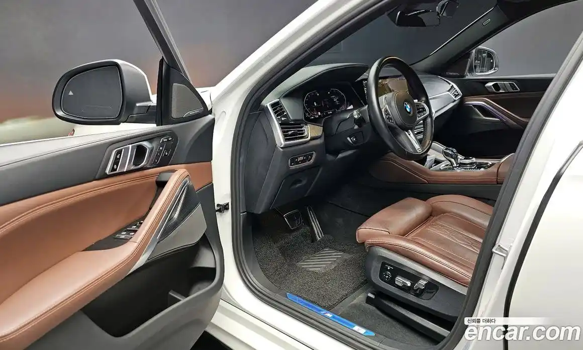 BMW X6 2023 3.0 Автомат в Москве № 211047, фото 9