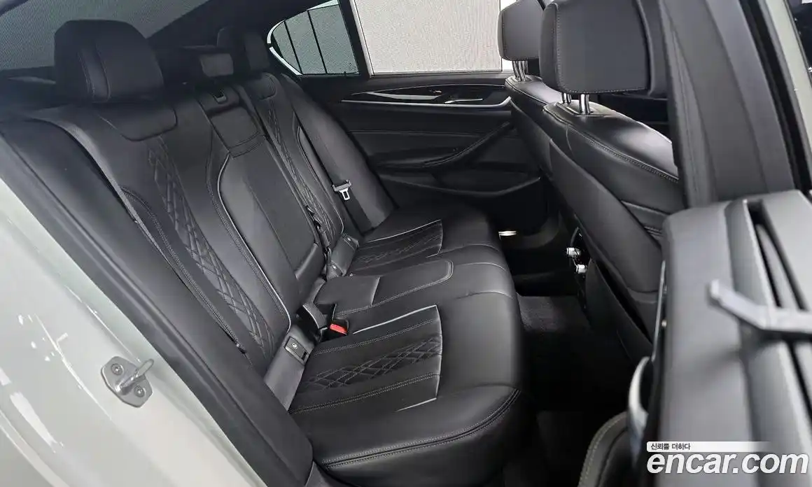 BMW 5-Series 2019 2.0 Автомат в Москве № 211741, фото 17