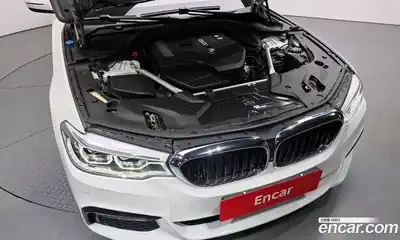 BMW 5-Series 2019 2.0 Автомат в Москве № 211741, миниатюра 3