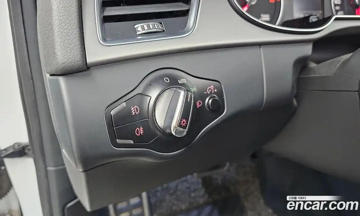 Audi A4 2015 2.0 Автомат в Москве № 212630, фото 7