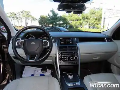 Land Rover Discovery Sport 2016 2.0 Автомат в Москве № 213451, миниатюра 7