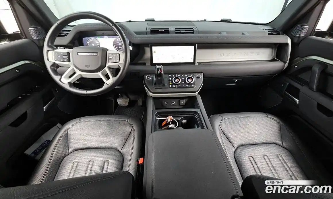 Land Rover Defender 2022 3.0 Автомат в Москве № 213482, фото 14