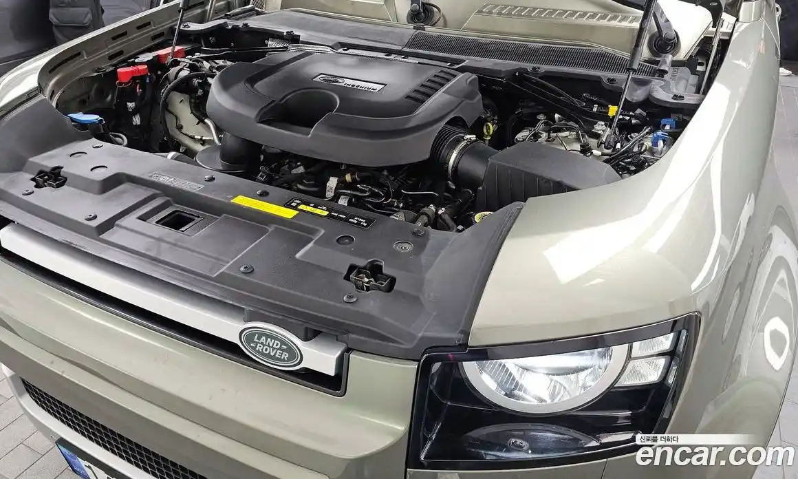 Land Rover Defender 2022 3.0 Автомат в Москве № 213482, фото 6