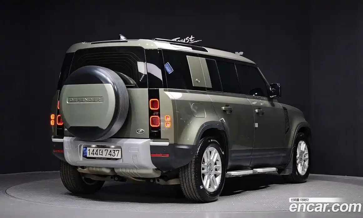 Land Rover Defender 2022 3.0 Автомат в Москве № 213482, фото 7
