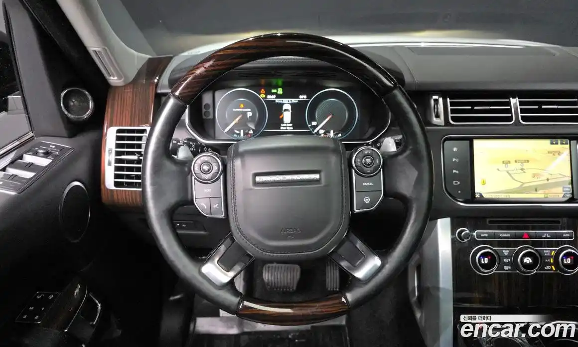 Land Rover Range-Rover 2016 5.0 Автомат в Москве № 213532, фото 13