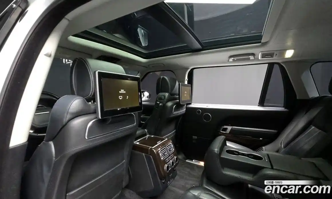 Land Rover Range-Rover 2016 5.0 Автомат в Москве № 213532, фото 19