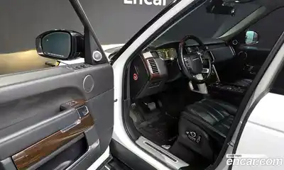 Land Rover Range-Rover 2016 5.0 Автомат в Москве № 213532, миниатюра 10