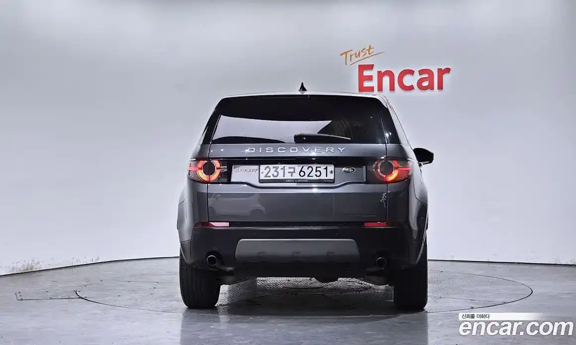 Land Rover Discovery Sport 2018 2.0 Автомат в Москве № 213616, фото 12