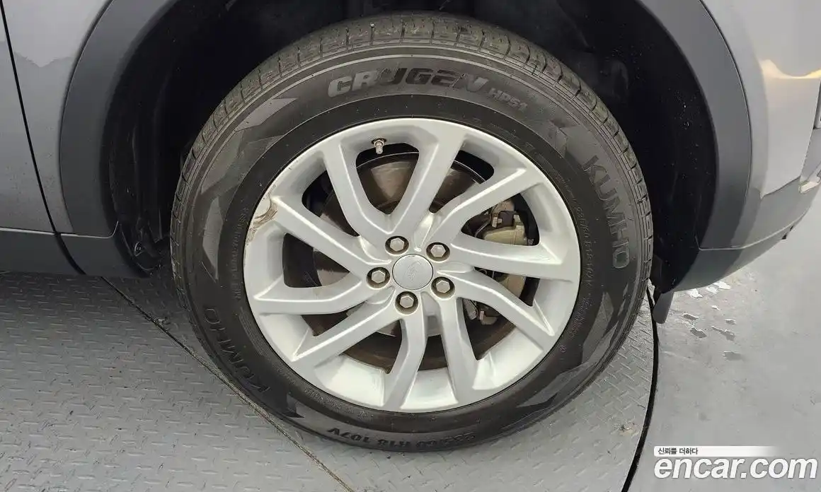 Land Rover Discovery Sport 2018 2.0 Автомат в Москве № 213616, фото 16