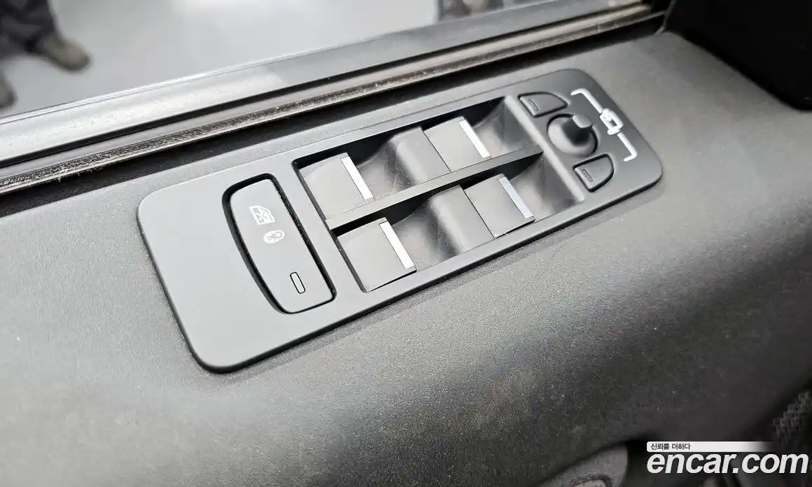 Land Rover Discovery Sport 2020 2.0 Автомат в Москве № 213796, фото 20