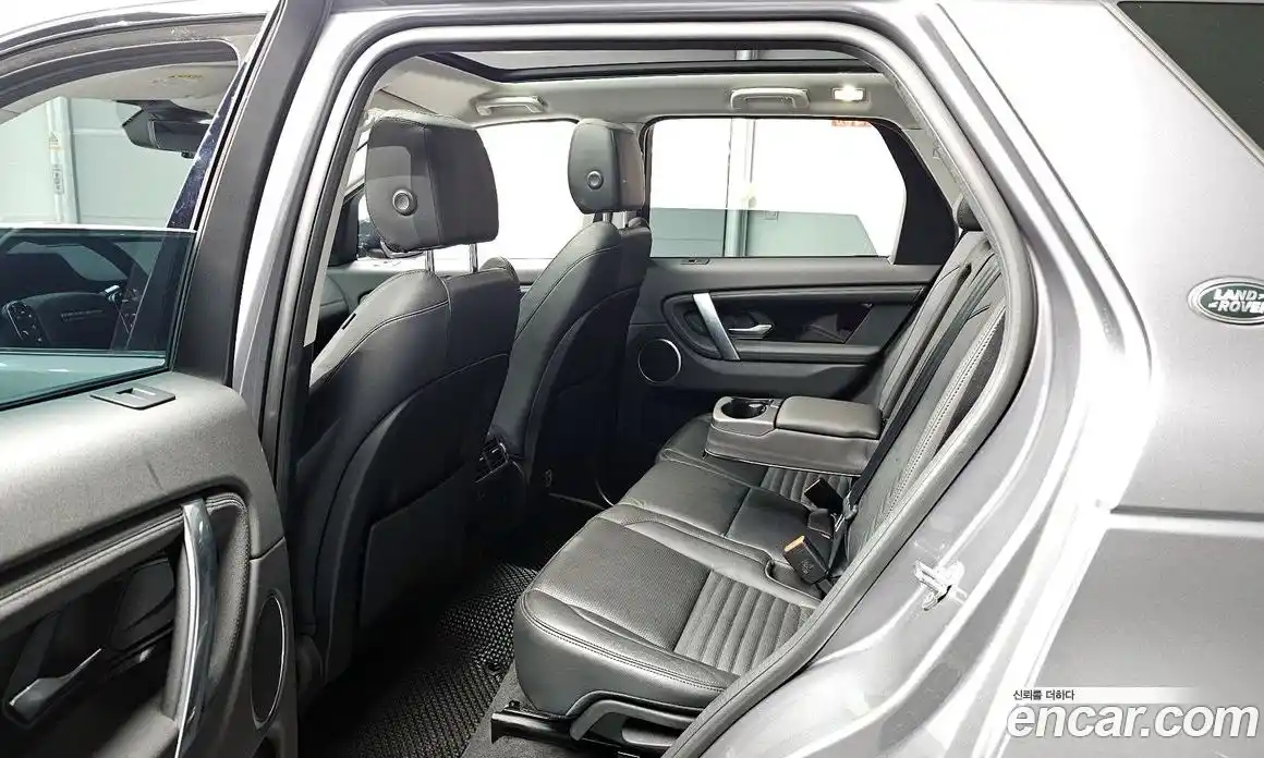 Land Rover Discovery Sport 2020 2.0 Автомат в Москве № 213796, фото 5