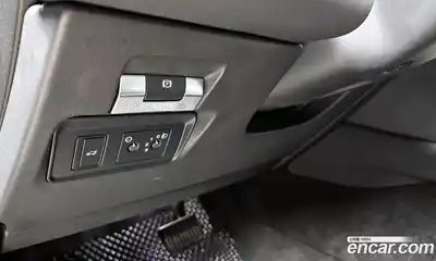 Land Rover Discovery Sport 2020 2.0 Автомат в Москве № 213796, миниатюра 7