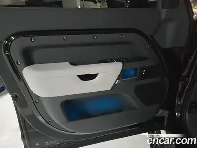 Land Rover Defender 2025 3.0 Автомат в Москве № 213868, миниатюра 12