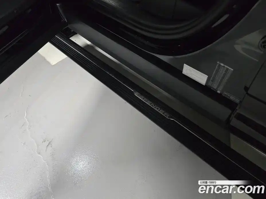 Land Rover Defender 2025 3.0 Автомат в Москве № 213868, фото 13