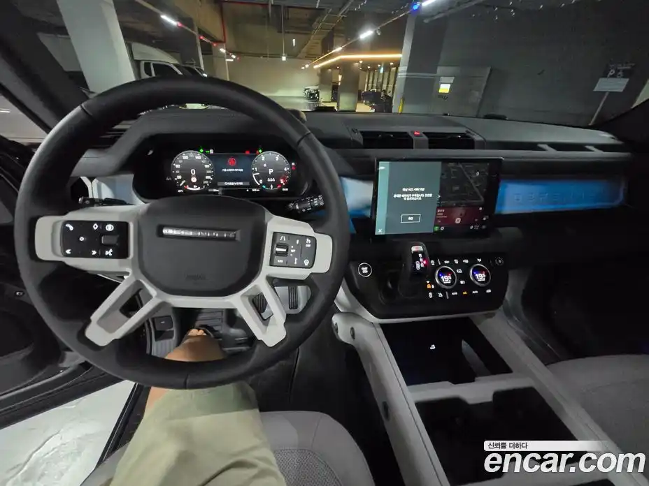 Land Rover Defender 2025 3.0 Автомат в Москве № 213868, фото 15