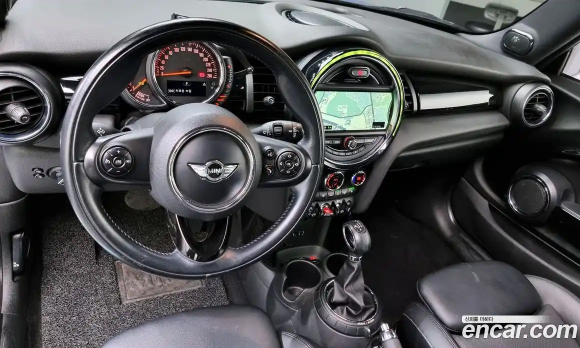 Mini Cooper 2014 1.5 Автомат в Москве № 214374, фото 14