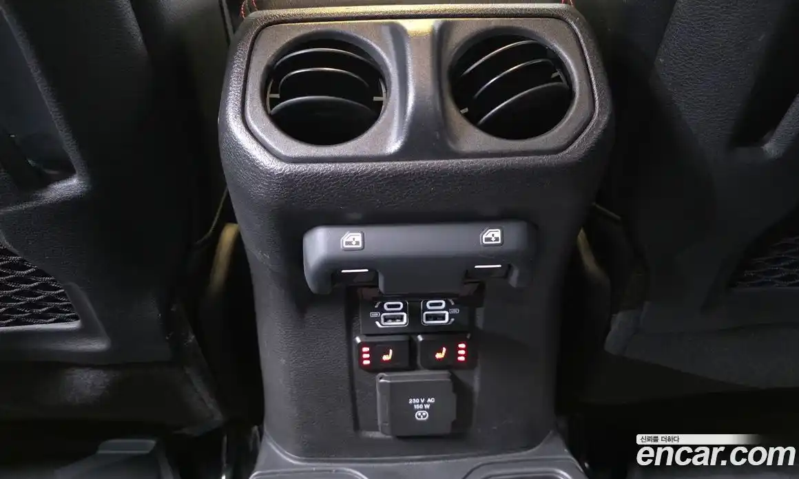 Jeep Wrangler 2021 2.0 Автомат в Москве № 215496, фото 19