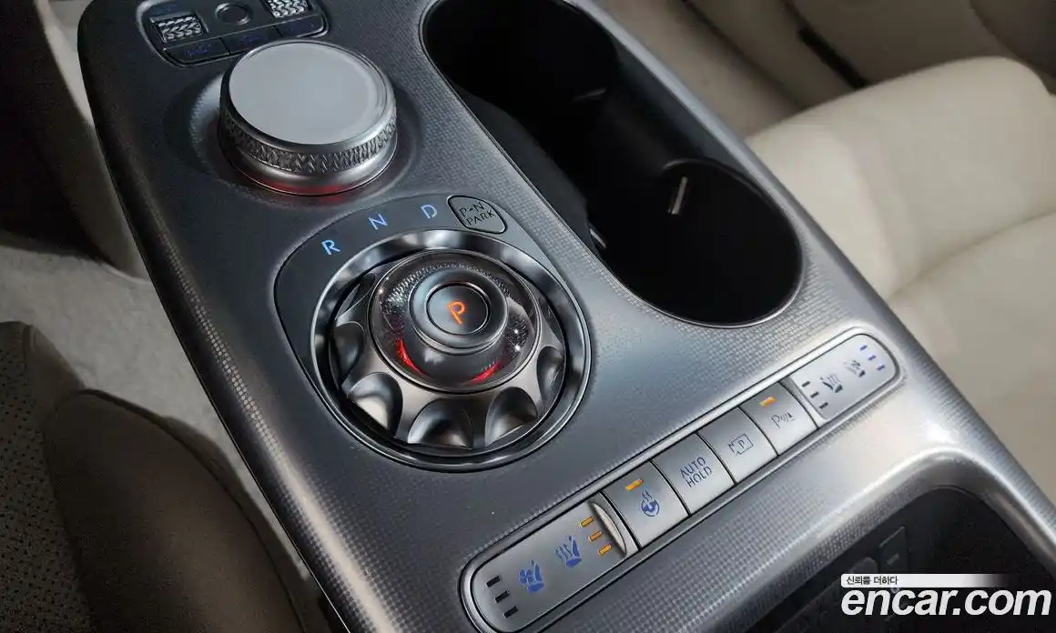 Genesis GV60 2023 0.1 Автомат в Москве № 22670, фото 12