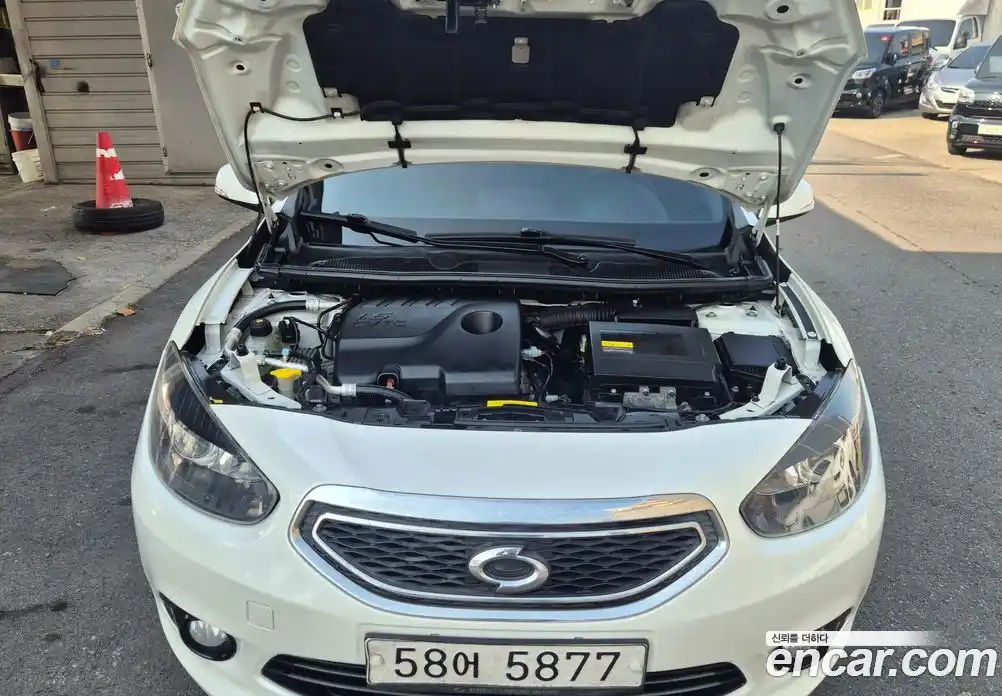 Renault SM3 2014 1.6 Автомат в Москве № 227391, фото 8